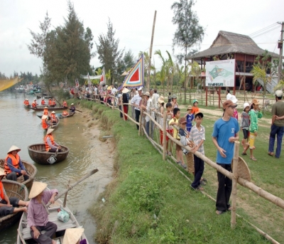 Sông Hội - Trà Nhiêu - Công Ty TNHH MTV Du Lịch Thương Mại Và Xây Dựng Sông Hội